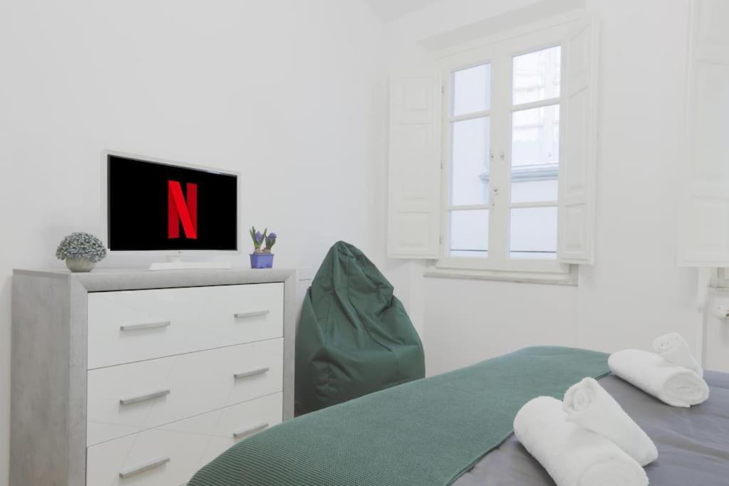 *New Attic*-Lucca Citycenter-Balcony-Netflix Екстер'єр фото